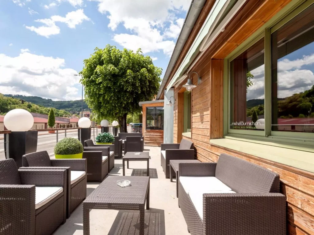 Terrasse avant