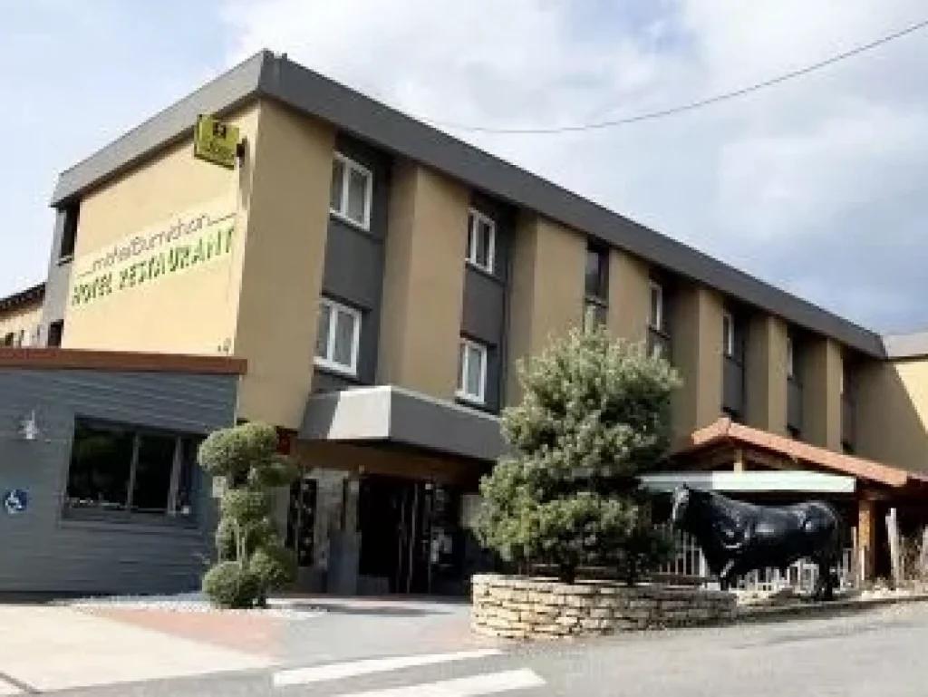 Hôtel Burnichon — vue côté